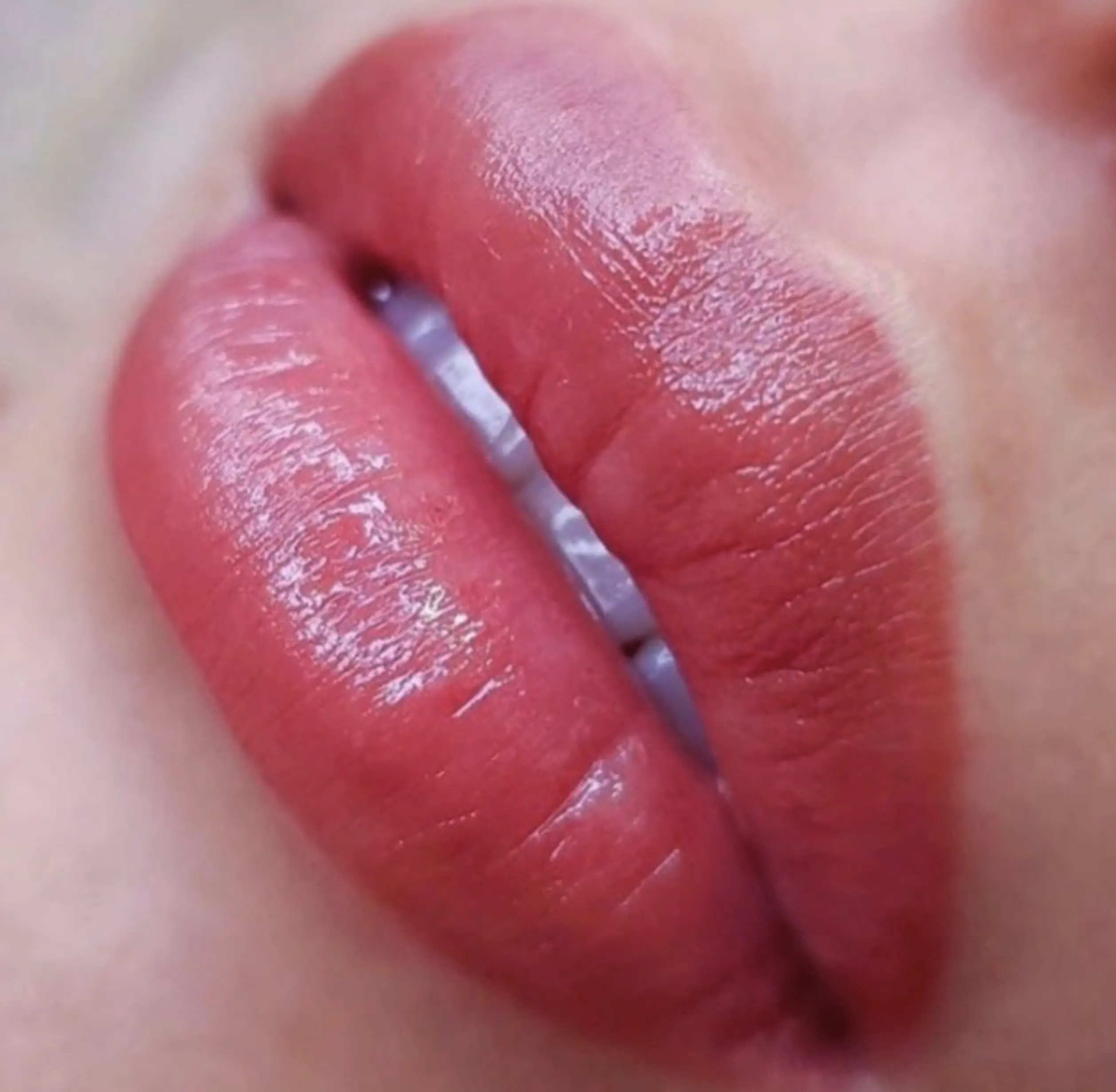 lips cosmetic tattoo